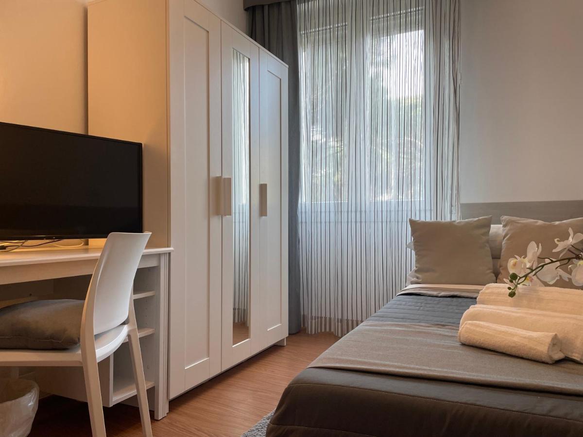 Hotel Augustus Milano Marittima Kültér fotó