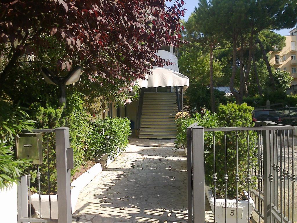 Hotel Augustus Milano Marittima Kültér fotó